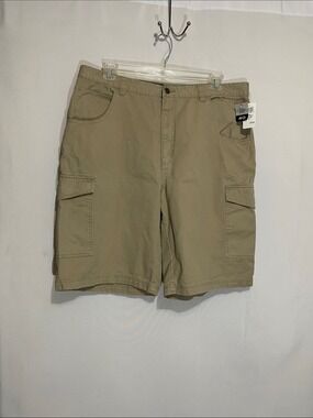 Vintage Footlocker Men's Cargo Shorts in Khaki - Classic Utility Style 38
